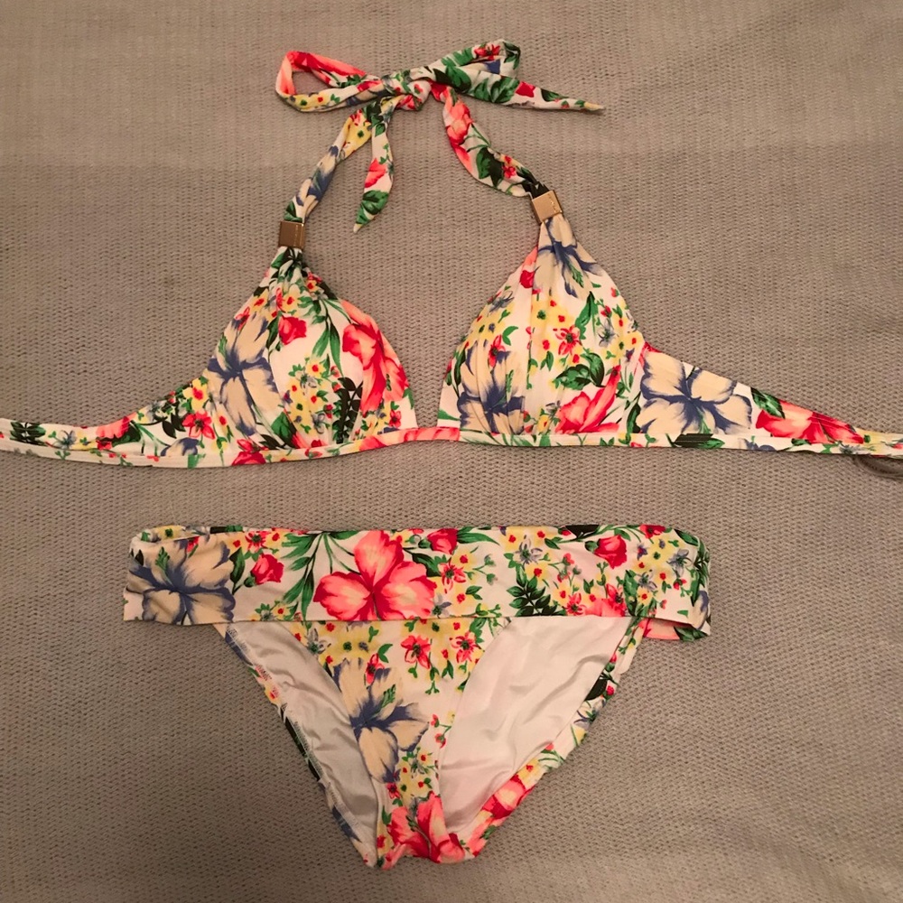 Victoria’s Secret Bikini